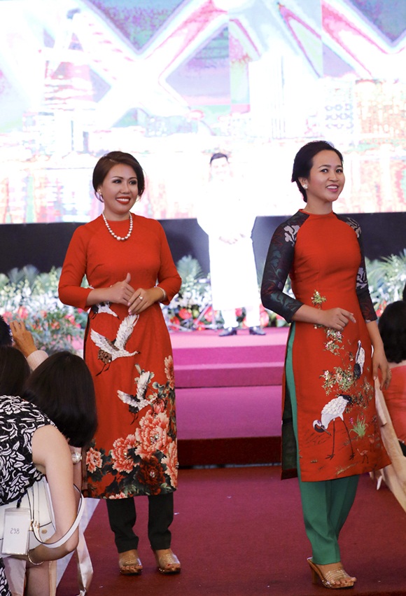 11-doanh-nhan-nguyen-thi-thu-duoc-vinh-danh-vhdn