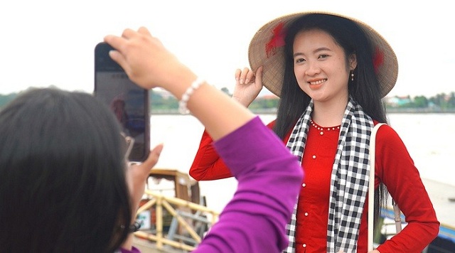 doc-dao-mo-hinh-nuoi-trai-nuoc-ngot-lay-ngoc-ket-hop-du-lich-tren-cu-lao-thoi-son