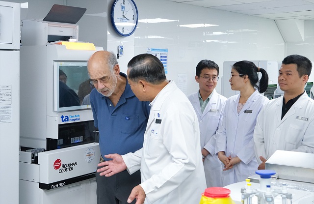 gan-2500-benh-nhan-viem-gan-b-duoc-mien-phi-xet-nghiem-viem-gan-d-tieu-chuan-my