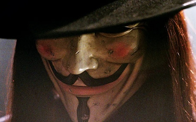 james-gunn-va-dc-hoi-sinh-thuong-hieu-v-for-vendetta