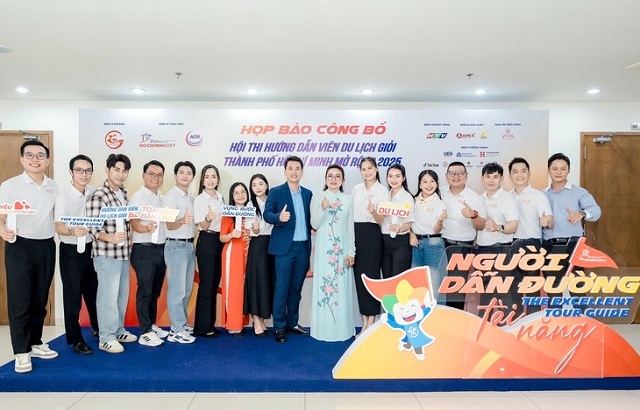 lan-dau-tien-huong-dan-vien-du-lich-tp-hcm-vua-thi-tai-vua-len-song-truyen-hinh-thuc-te