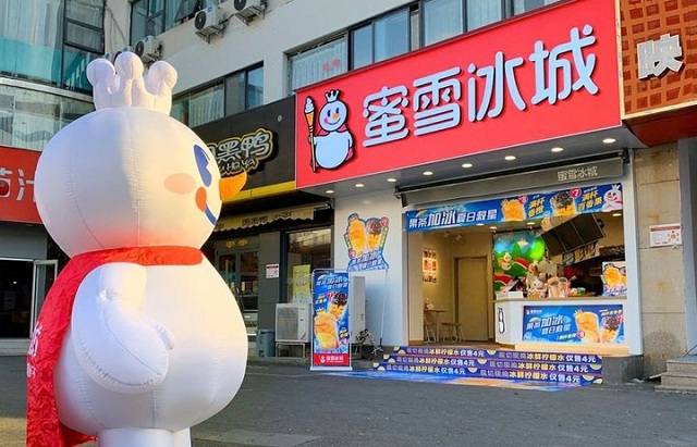 mixue-dong-cua-hang-loat-tai-viet-nam-de-che-tra-sua-trung-quoc-sap-het-thoi