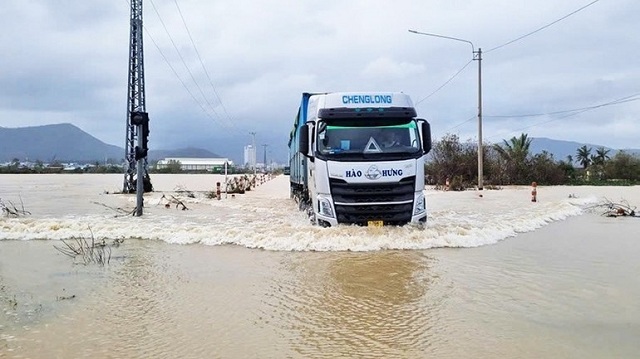 adb-ho-tro-khan-cap-2-trieu-usd-giup-viet-nam-khac-phuc-hau-qua-lu-lut