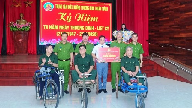 nhung-hoat-dong-tri-an-thiet-thuc-cua-luc-luong-canh-sat-moi-truong