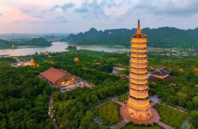 nen-tang-du-lich-uy-tin-hang-dau-the-gioi-vinh-danh-chua-bai-dinh-la-diem-den-noi-bat
