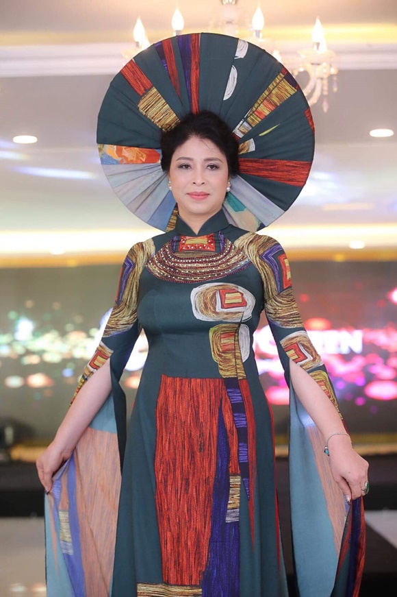 pham-phuong-lan-huong-queen-3