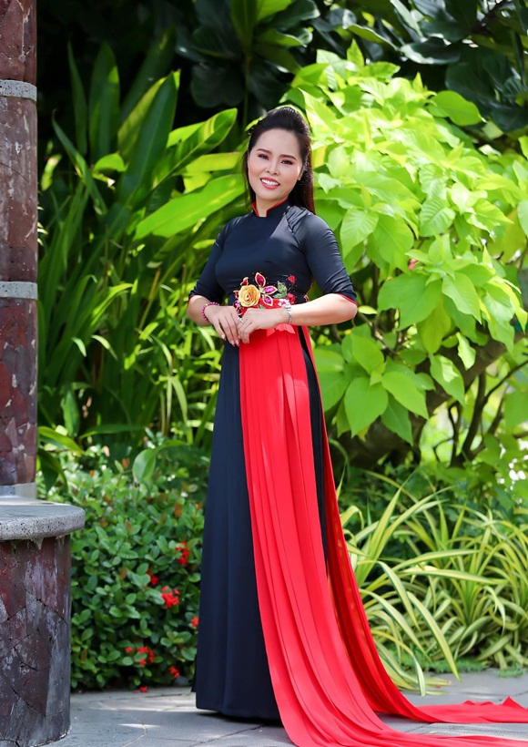 top-10-sao-kim-lanh-dao-toan-nang-chau-a-vinh-danh-hoa-hau-ao-dai-pham-thi-cuc-ketnoidoanhnhan-17