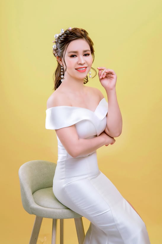 tran-thi-thuy-kieu-my-pham-vyvy-white-ketnoidoanhnhan2