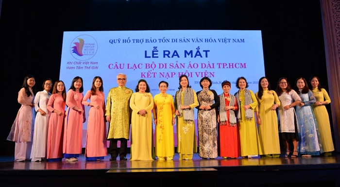 clb-di-san-ao-dai-tphcm-lan-toa-va-bao-ton-net-dep-van-hoa-viet-nam-qua-trang-phuc-dan-toc-ketnoidoanhnhan-7