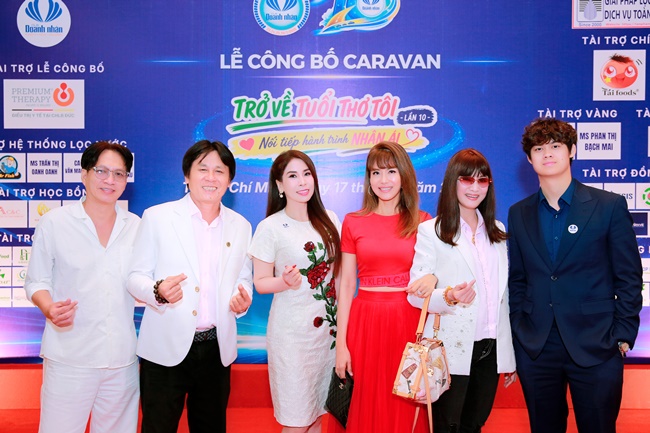 caravan-tro-ve-tuoi-tho-toi-lan-thu-10-hon-2-ty-dong-noi-tiep-hanh-trinh-nhan-ai 17