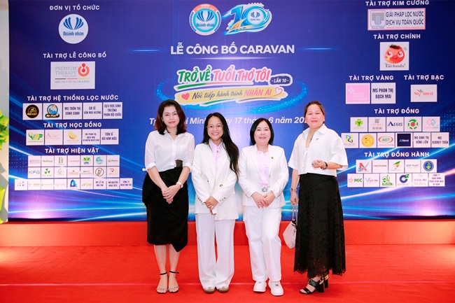 caravan-tro-ve-tuoi-tho-toi-lan-thu-10-hon-2-ty-dong-noi-tiep-hanh-trinh-nhan-ai 30