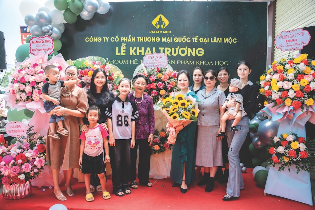 akhai-truong-showroom-dai-lam-moc-thanh-hoa-4