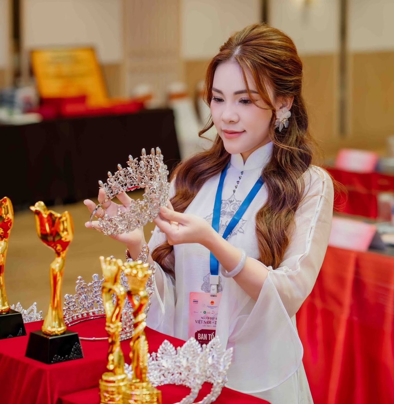 Quynh-Trang-chi-hoi-ao-dai-tai-Thai-lan-12b