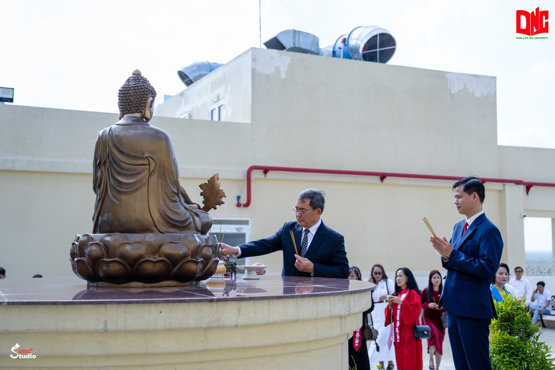 dai-hoc-nam-can-tho-4