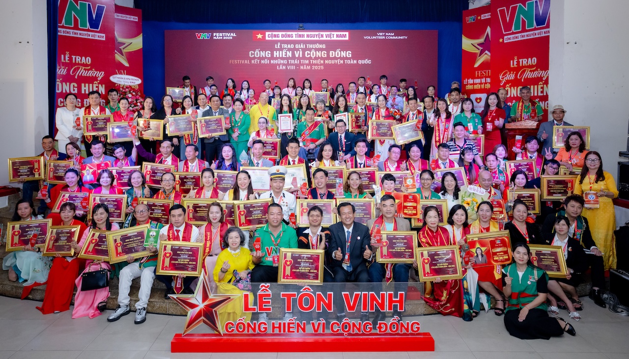 Gala-ket-noi-nhung-trai-tim-tinh-nguyen-VNV-lan-VIII 22